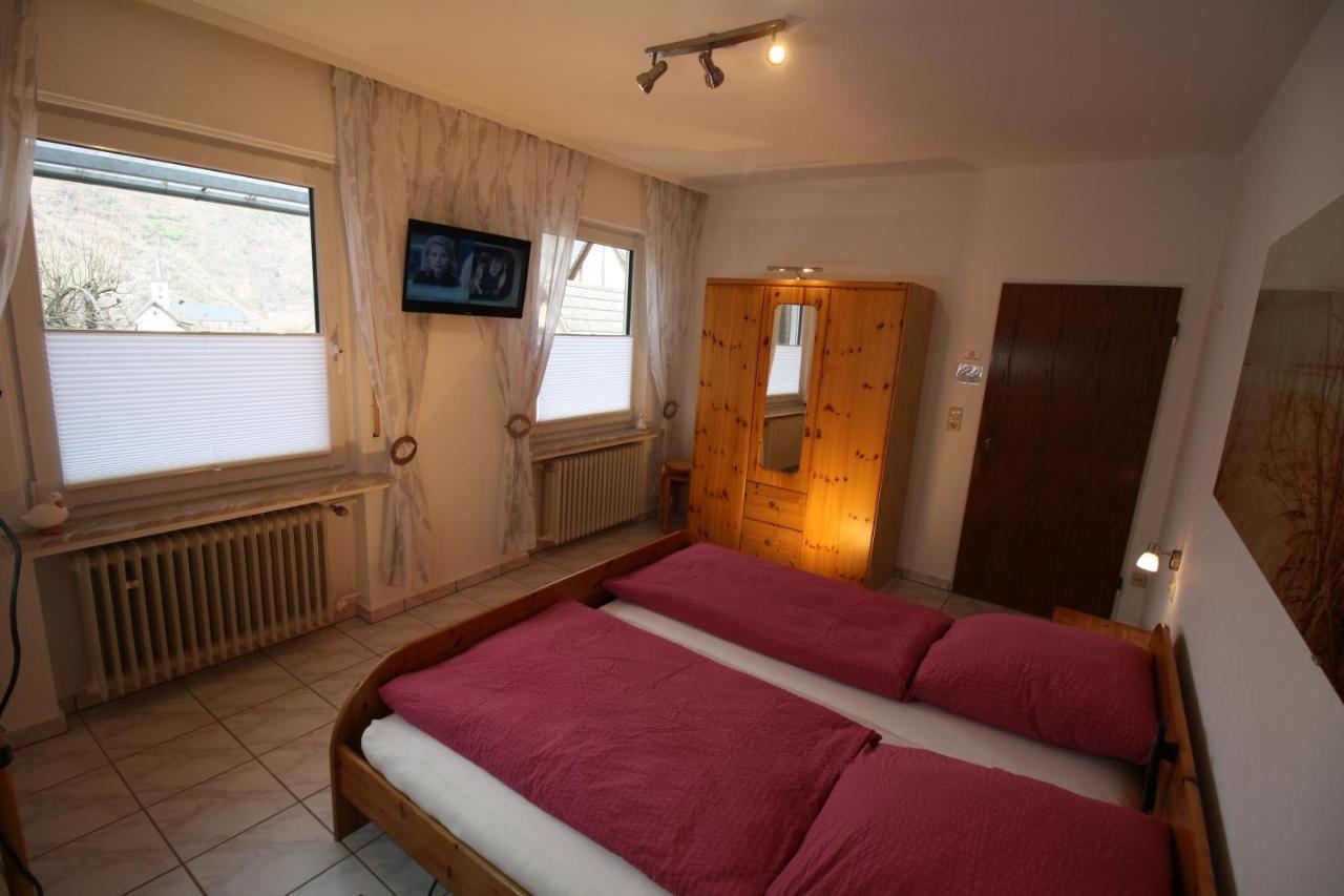 Komfort Ferienwohnung Fewo74-2 Bremm Bagian luar foto