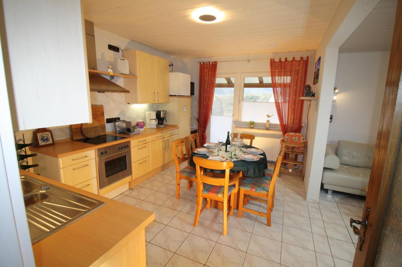 Komfort Ferienwohnung Fewo74-2 Bremm Bagian luar foto