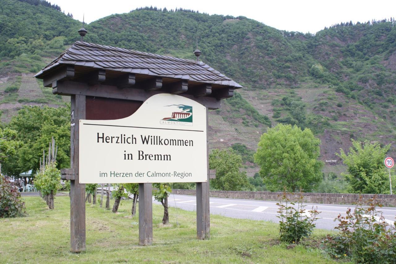 Komfort Ferienwohnung Fewo74-2 Bremm Bagian luar foto